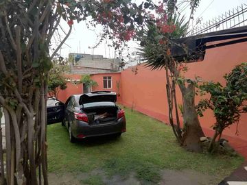 SE VENDE CASA