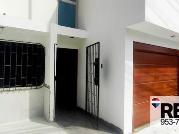 SE VENDE CASA EN SAN JUAN DE MIRAFLORES
