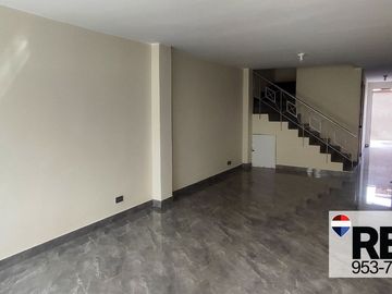 SE VENDE CASA EN SAN JUAN DE MIRAFLORES