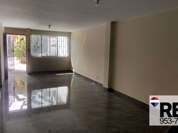 SE VENDE CASA EN SAN JUAN DE MIRAFLORES