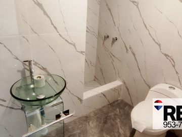SE VENDE CASA EN SAN JUAN DE MIRAFLORES