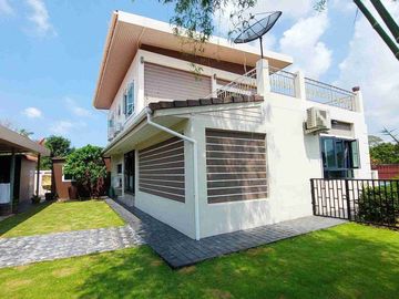 Pool Villa Bangsare | 4 Bedrooms | 4 Bathrooms
