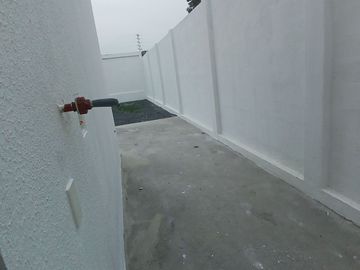 CASA EN VENTA DE ESTRENO EN PORTÓN DEL RÍO