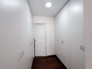 Venta De Departamento Tríplex En Chacarilla – San Borja | 3 Dormitorios | Terraza BBQ | 2 Estacionamientos