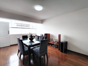 Venta De Departamento Tríplex En Chacarilla – San Borja | 3 Dormitorios | Terraza BBQ | 2 Estacionamientos