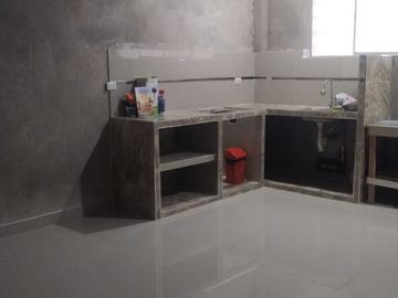 OCASION: CASA DE 1 PISO CON PROYECCION