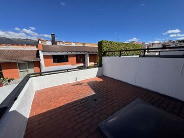 Casa en Venta Sector California Alta La Kennedy