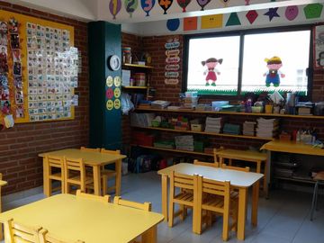 VENTA CASA CON USO DE SUELO  PARA ESCUELA, CON PROBABILIDAD PARA H3B/C
