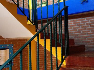 VENTA CASA CON USO DE SUELO  PARA ESCUELA, CON PROBABILIDAD PARA H3B/C
