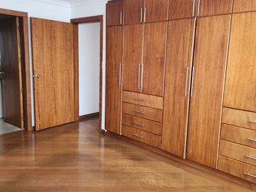 VENDO DEPARTAMENTO DE 3 DORMITORIOS, SECTOR GRANDA CENTENO