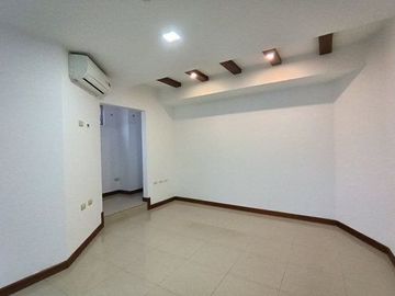 DEPARTAMENTO EN RENTA ROCAFUERTE