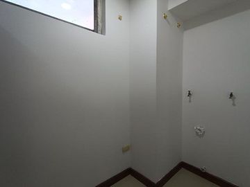 DEPARTAMENTO EN RENTA ROCAFUERTE