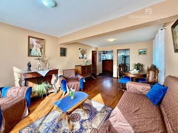 SAN FELIPE - VENDE CASA 5D 2B EN PLENO CENTRO