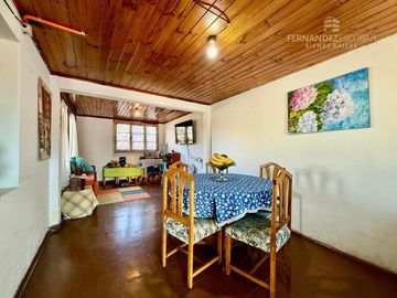 SAN FELIPE - VENDE CASA 5D 2B EN PLENO CENTRO