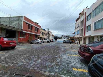 CASA EN VENTA EN GUAYLLABAMBA CONJUNTO LA INMACULADA