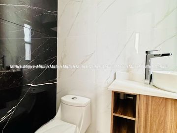 Casa en Venta  a Estrenar fracc. Altozano$ 6,650,000.