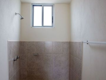 Hermoso departamento de 2 recámaras en Col. Lomas de Castillotla a 4 cuadras de la estación RUTA