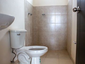 Hermoso departamento de 2 recámaras en Col. Lomas de Castillotla a 4 cuadras de la estación RUTA