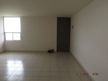 Hermoso departamento de 2 recámaras en Col. Lomas de Castillotla a 4 cuadras de la estación RUTA