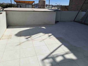 Coop. Gloria 4, Se Vende Casa de 3 Pisos, Residencial Privada.