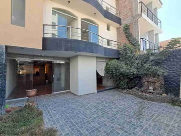 Coop. Gloria 4, Se Vende Casa de 3 Pisos, Residencial Privada.
