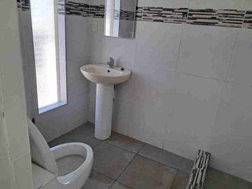 Coop. Gloria 4, Se Vende Casa de 3 Pisos, Residencial Privada.