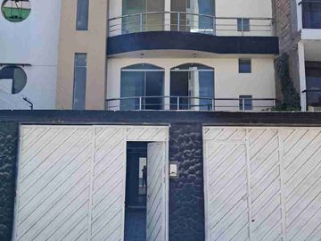Coop. Gloria 4, Se Vende Casa de 3 Pisos, Residencial Privada.