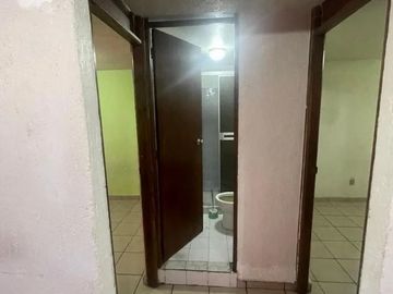 CASA DUPLEX EN PLANTA ALTA EN VENTA, EN JARDINES DEL VALLE.