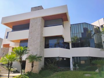 Hermosa Casa En Venta En Villas Del Campestre - Zona exclusiva Y Tranquila