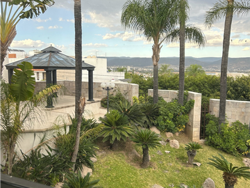 Hermosa Casa En Venta En Villas Del Campestre - Zona exclusiva Y Tranquila