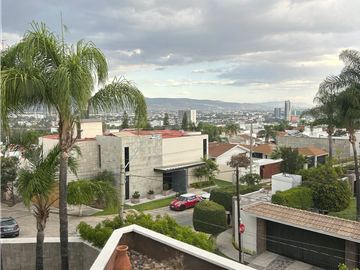 Hermosa Casa En Venta En Villas Del Campestre - Zona exclusiva Y Tranquila