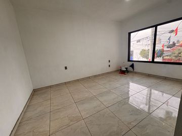 Última casa en venta a espaldas Forum Tlaquepaque, Roof Garden, 3 recámaras