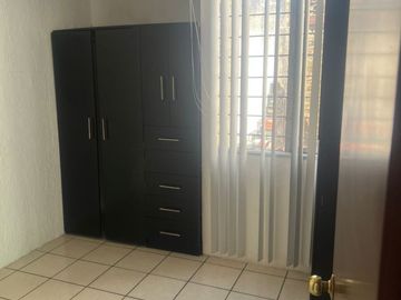 CASA DUPLEX REMODELADA EN JARDINES DEL VALLE ZAPOPAN
