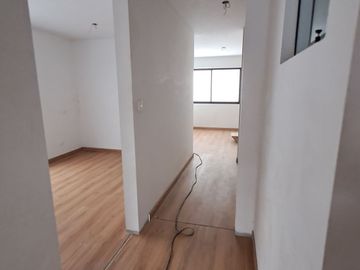Venta de Dúplex de 3 Dormitorios, Amplia Terraza, Cochera en Surco