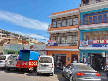 SE VENDE CASA COMERCIAL