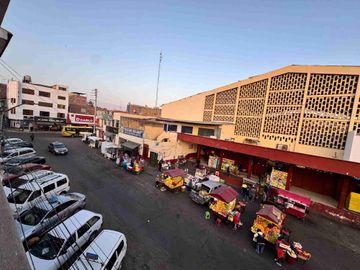 SE VENDE CASA COMERCIAL