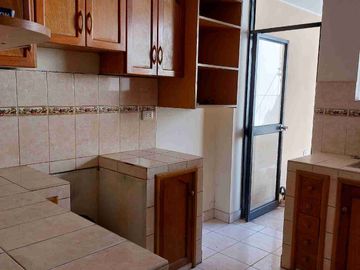 SE VENDE CASA