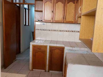 SE VENDE CASA