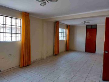 SE VENDE CASA