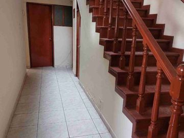 SE VENDE CASA