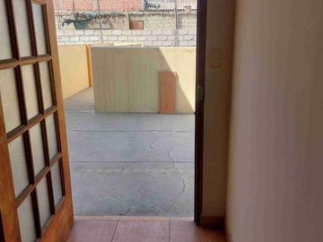 SE VENDE CASA