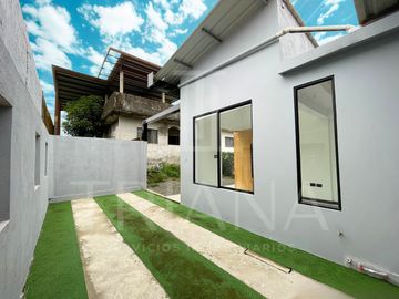 CASA UNA PLANTA OBRA NUEVA PORTAL DEL LAGO SANTO DOMINGO