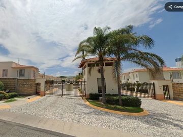 CASA EN REMATE BANCARIO STA TERESA QUERETARO CLV