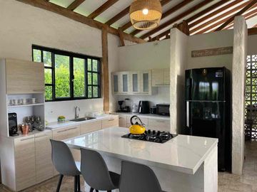 Casa Campestre en Venta en la Tebaida Quindío con hermosa Arquitectura
