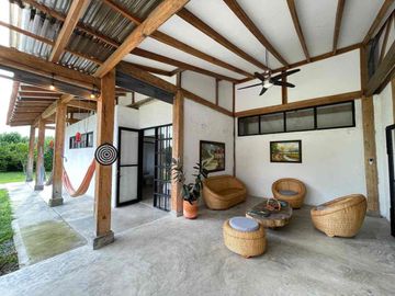 Casa Campestre en Venta en la Tebaida Quindío con hermosa Arquitectura