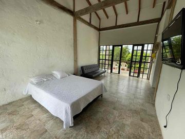 Casa Campestre en Venta en la Tebaida Quindío con hermosa Arquitectura