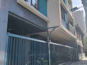 OPORTUNIDAD DE DEPARTAMENTO LAUTARO CON MAIPU ,  IDEAL INVERSIÓN CON ESTACIONAMIENTO Y BODEGA
