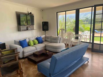 Se alquila hermosa casa finca, para  fines de semana o por mes capacidad hasta 20 personas
