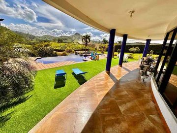 Se alquila hermosa casa finca, para  fines de semana o por mes capacidad hasta 20 personas