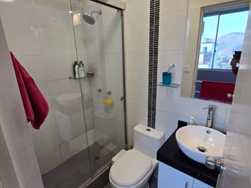 Se Vende Moderno Duplex 104 m² en Los Olivos + Cochera + Deposito